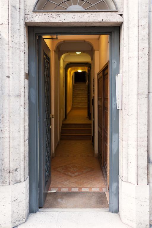 Tritone 91 Apartments Roma Dış mekan fotoğraf